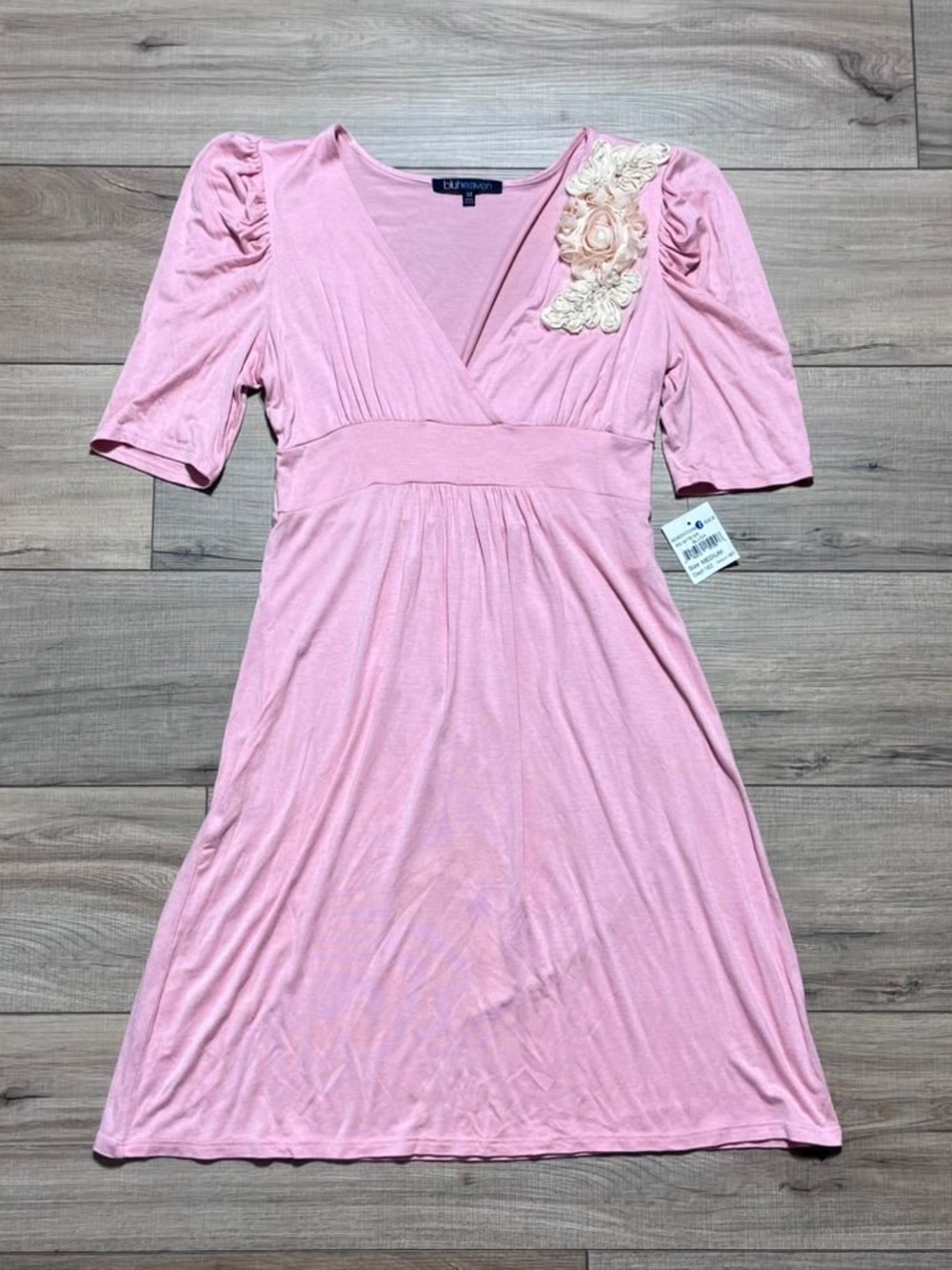 Blu Heaven Womens V-Neck Puff Sleeve Embellished Dress Size M Blush Pink